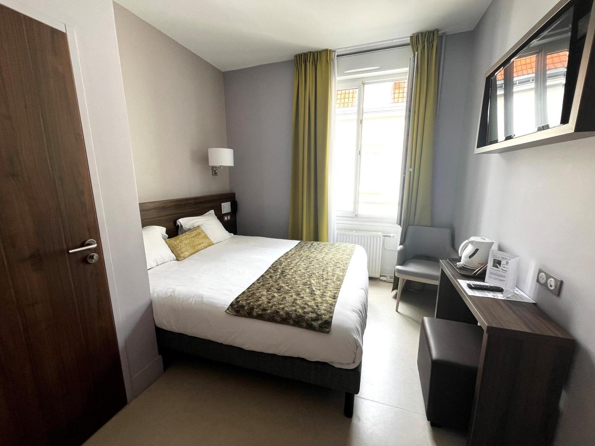 Hotellerie L'Enclos Rey Париж Екстериор снимка